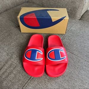 Champion Slides Size 5 Women